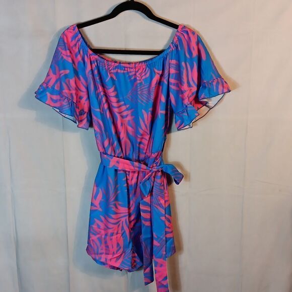 Off The Shoulder Hawaiian Short Romper - Picture 2 of 7